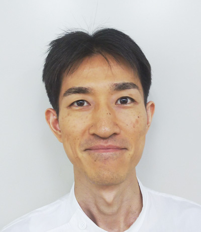坂戸 慶一郎（さかと・けいいちろう）