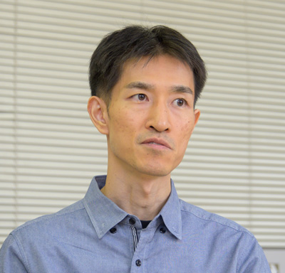 坂戸 慶一郎（さかと・けいいちろう）